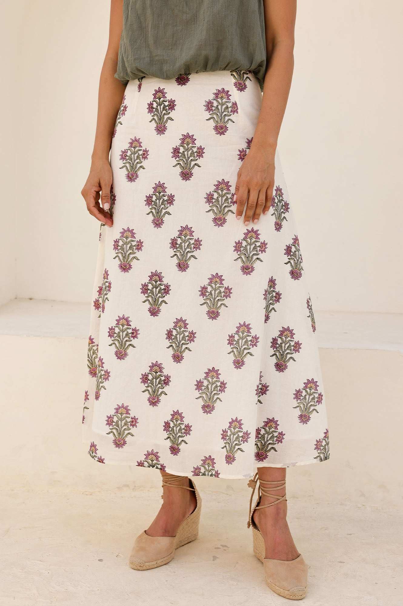 Neve Organic Cotton Block Print Skirt | Antique Wildflower Cream/Red/Green