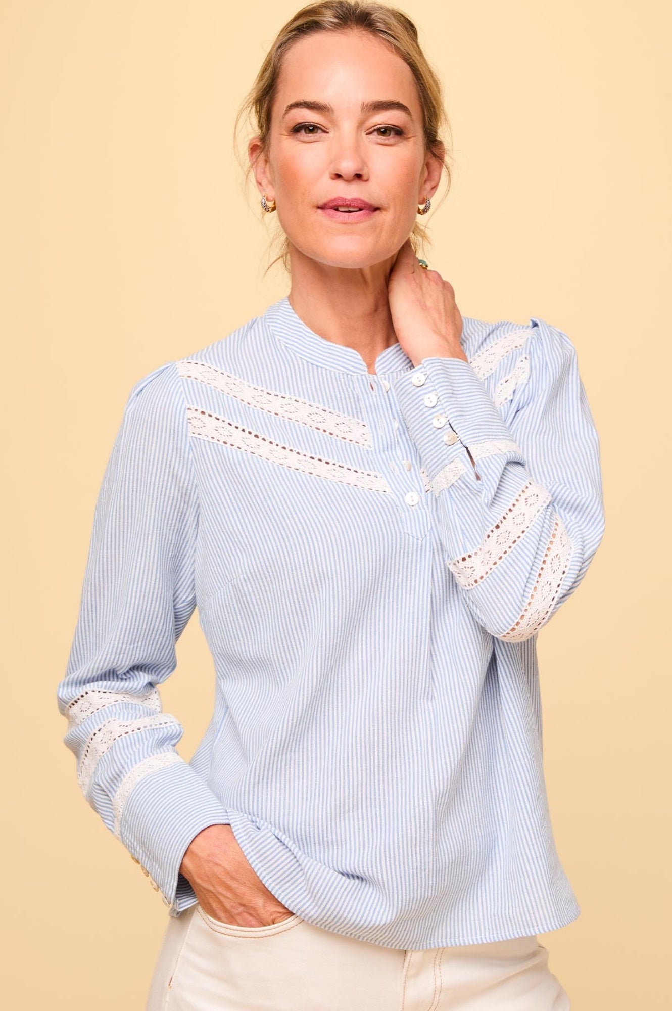 Romy Blouse | White/Blue