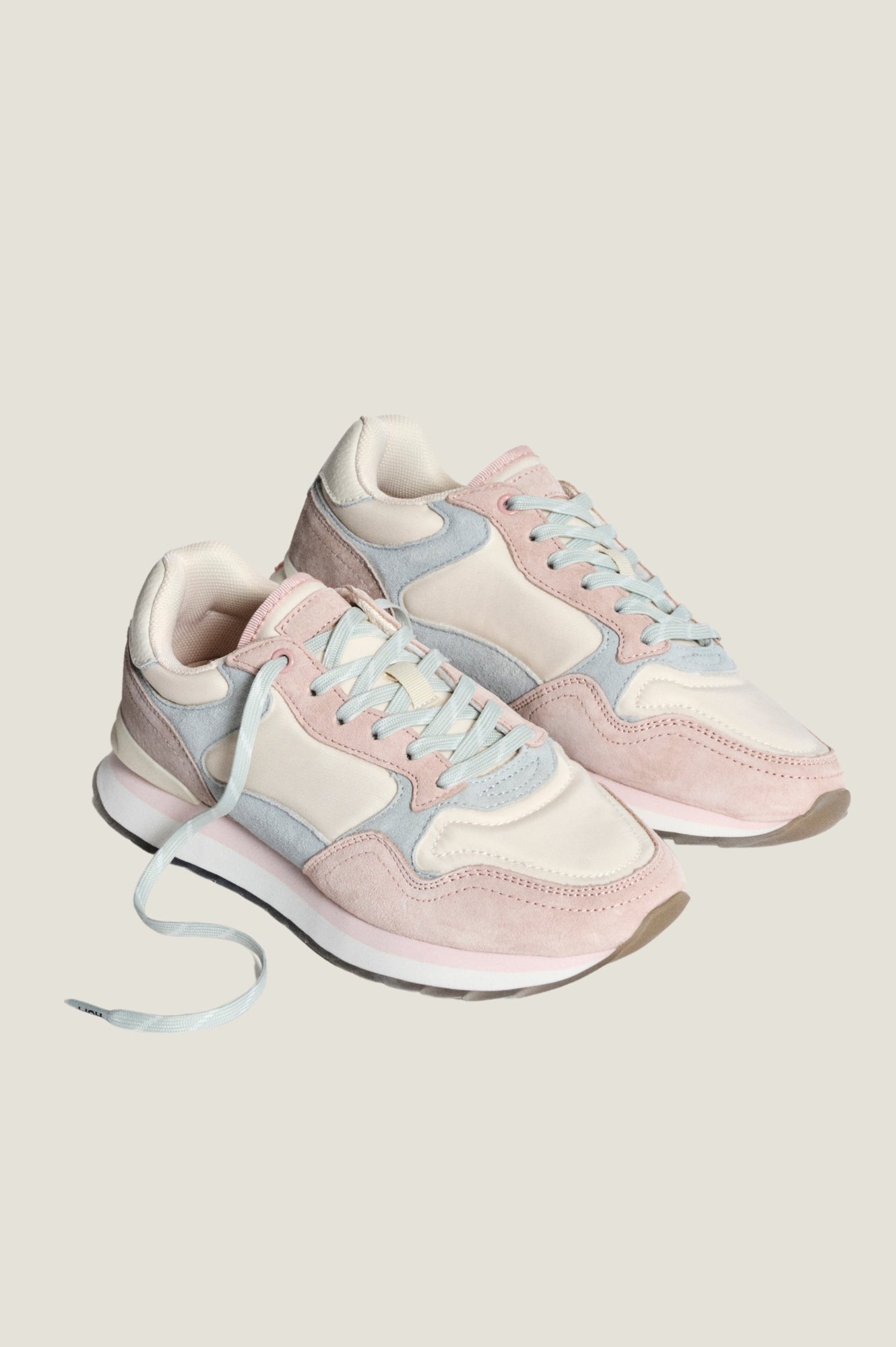 HOFF Saint Louis Trainer | Neutral