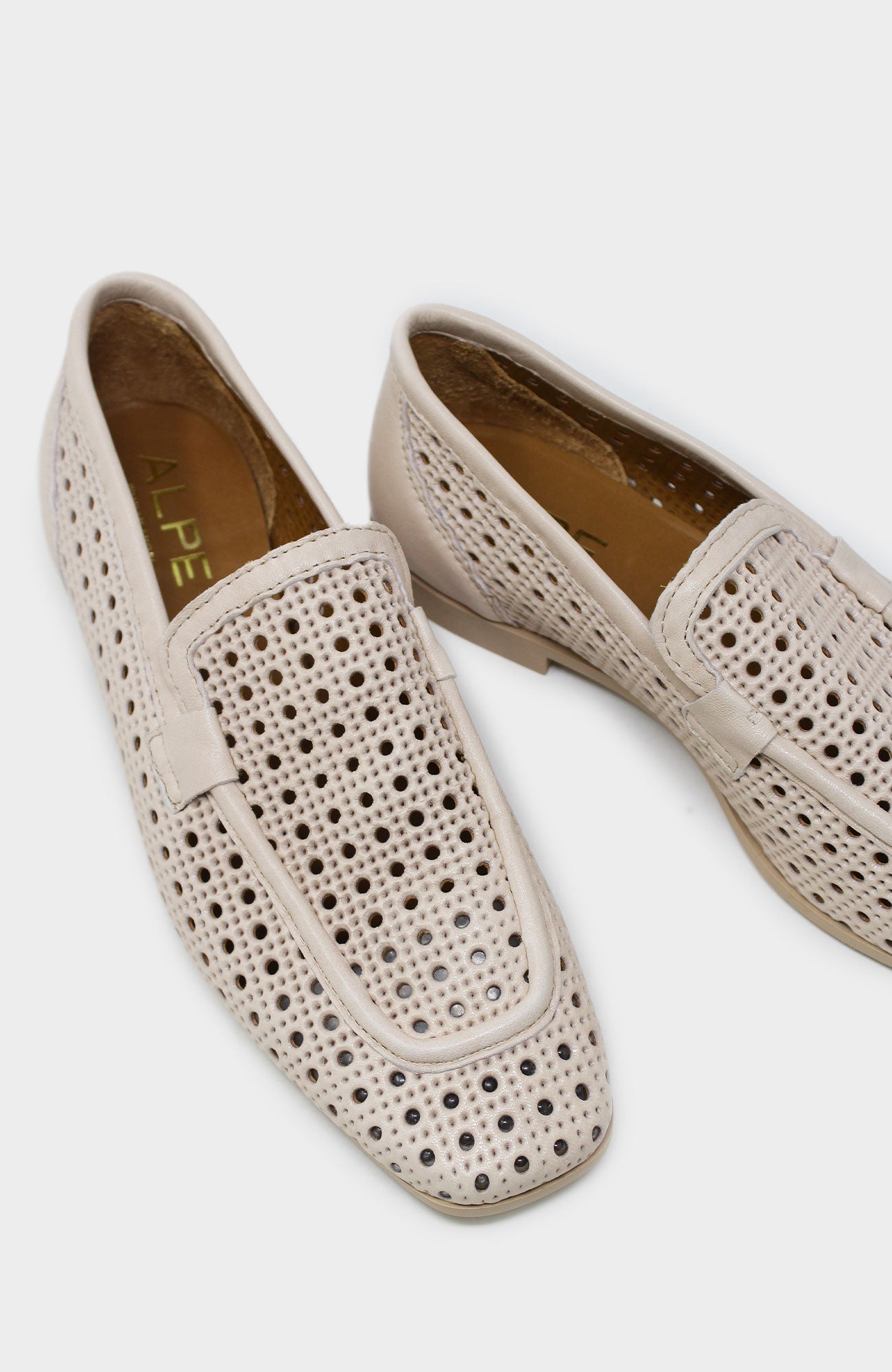ALPE Zoe Loafers | Beige