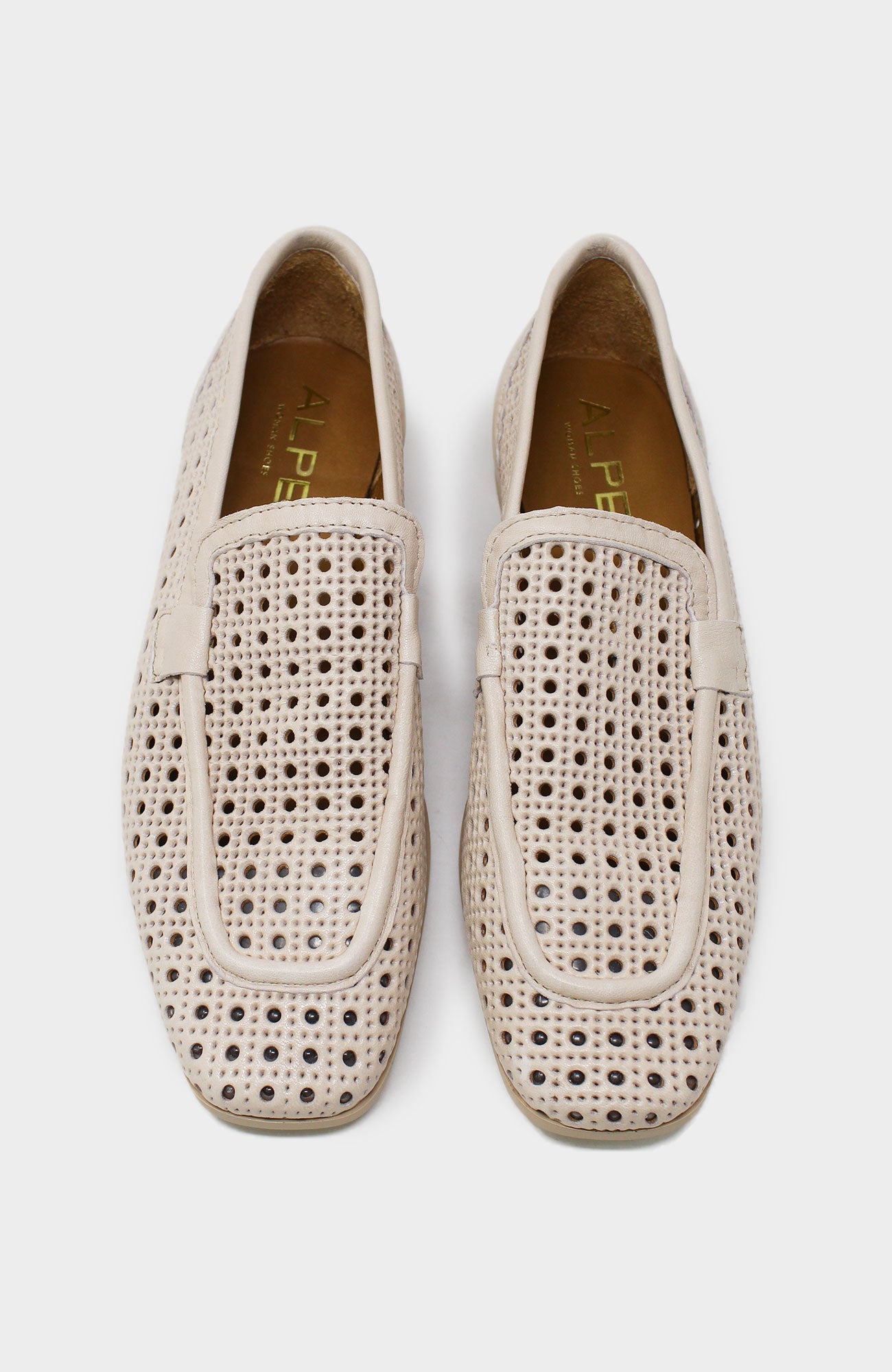 ALPE Zoe Loafers | Beige